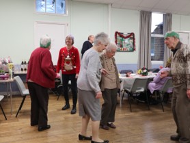 Redditach Association for the Blind - Christmas 2022 - Dancing